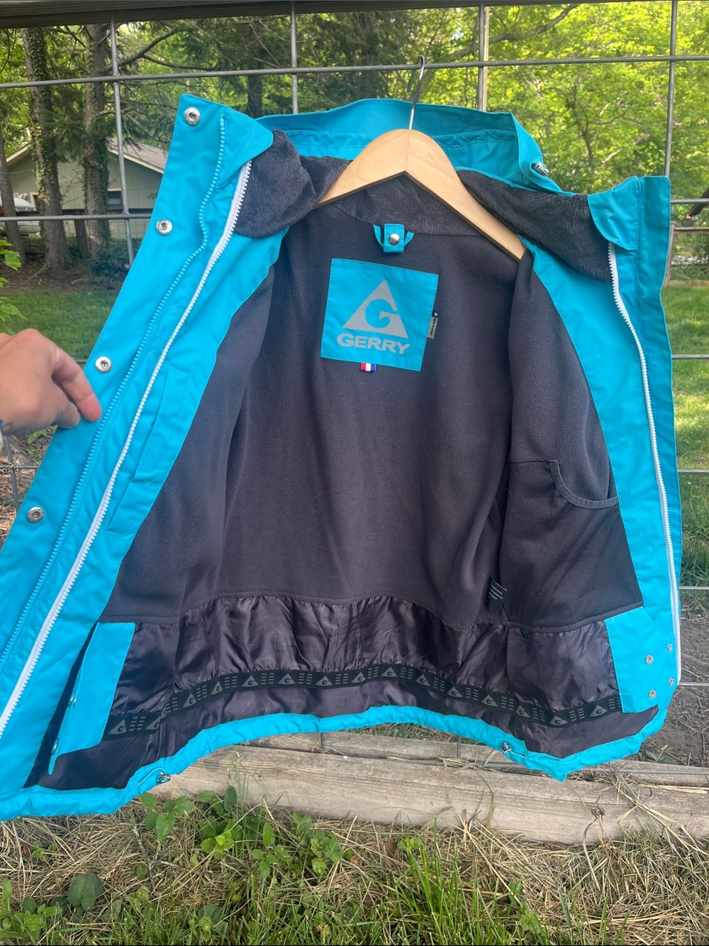 Ski Jacket - Picture 2 of 5